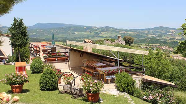 Vista sui monti del Furlo